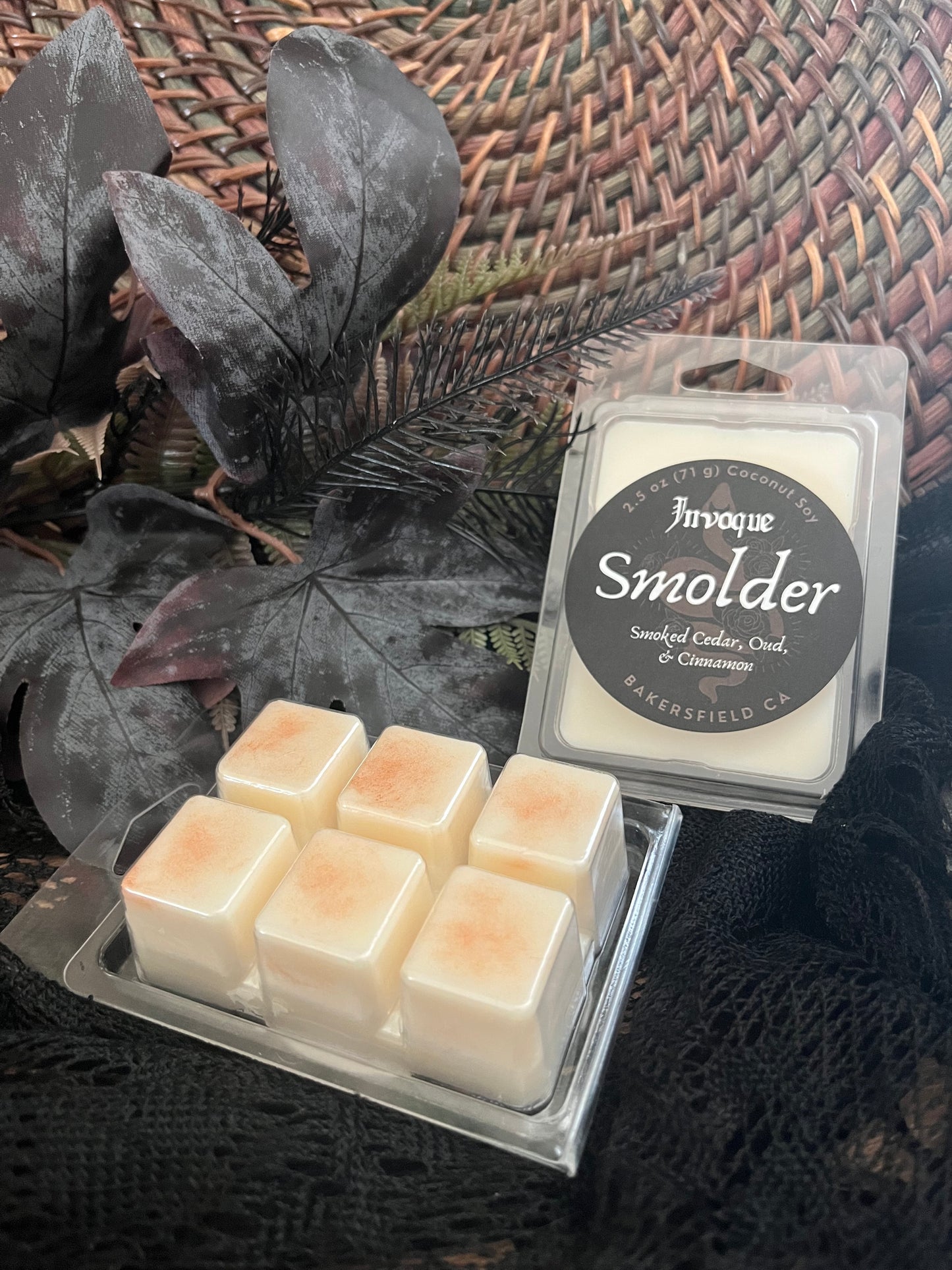 Smolder: Smoked Cedar, Oud, and Cinnamon Wax Melts